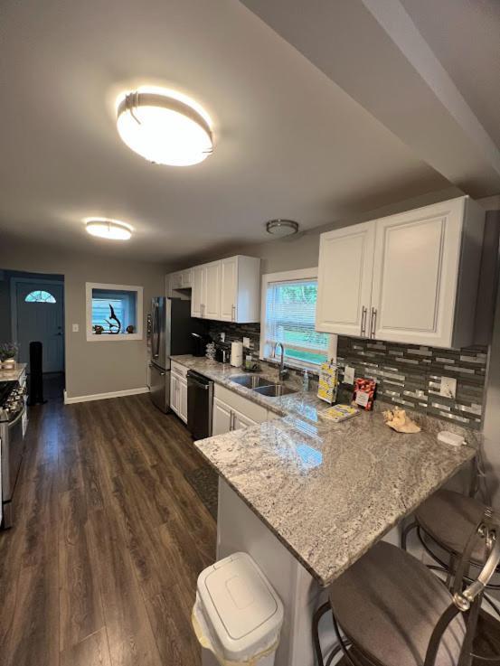 Charming And Happy Walled Lake Mi Cottage نوفي المظهر الخارجي الصورة